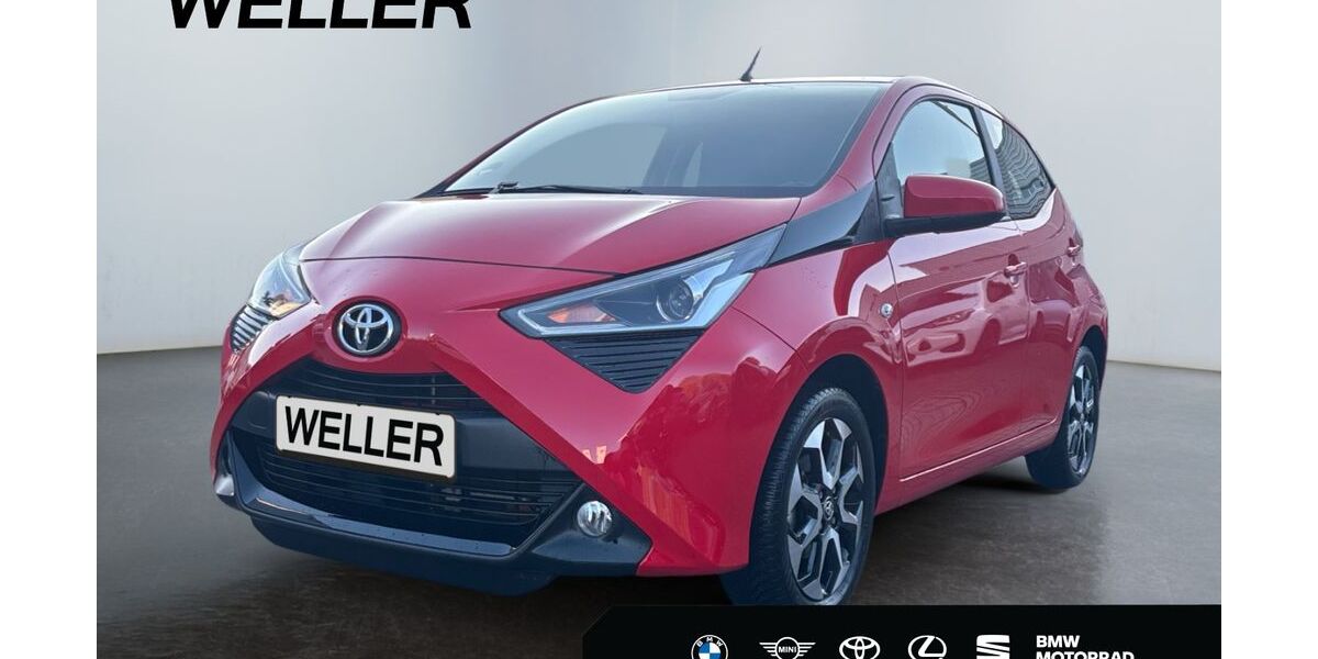 Toyota Aygo (X) 19.000 km 11.690 &euro; Dortmund 44143