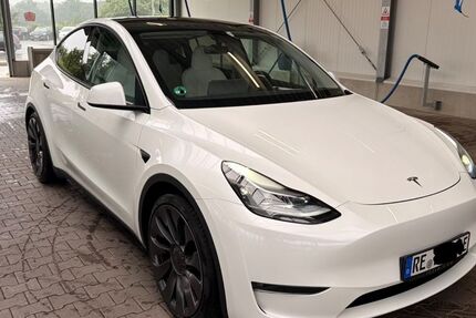 Tesla Model Y 76.130 km 35.800 &euro; Dorsten 46284
