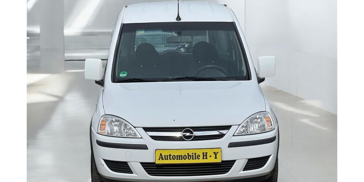 Opel Combo 69.000 km 4.900 &euro; Bottrop 46238