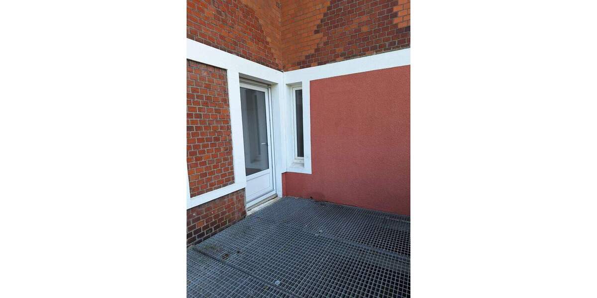 Etagenwohnung Bochum Ehrenfeld - 4 Zimmer, 166 m&sup2;, 1.530&euro; | Angebot:25601024