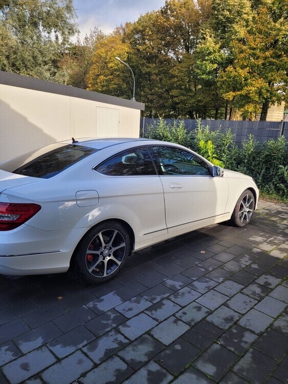 Mercedes-Benz C 200 154.000 km 12.990 € Dinslaken 46535