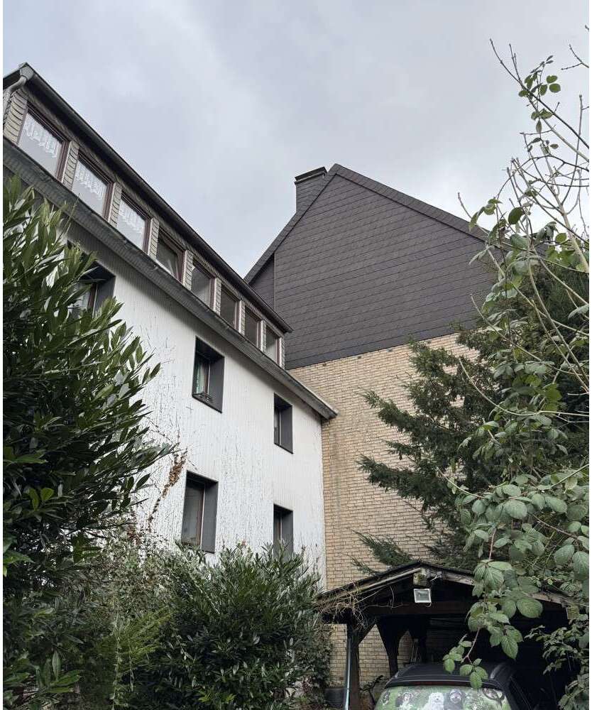 Haus zum Kaufen in Essen Heisingen 495.000 € 233 m²