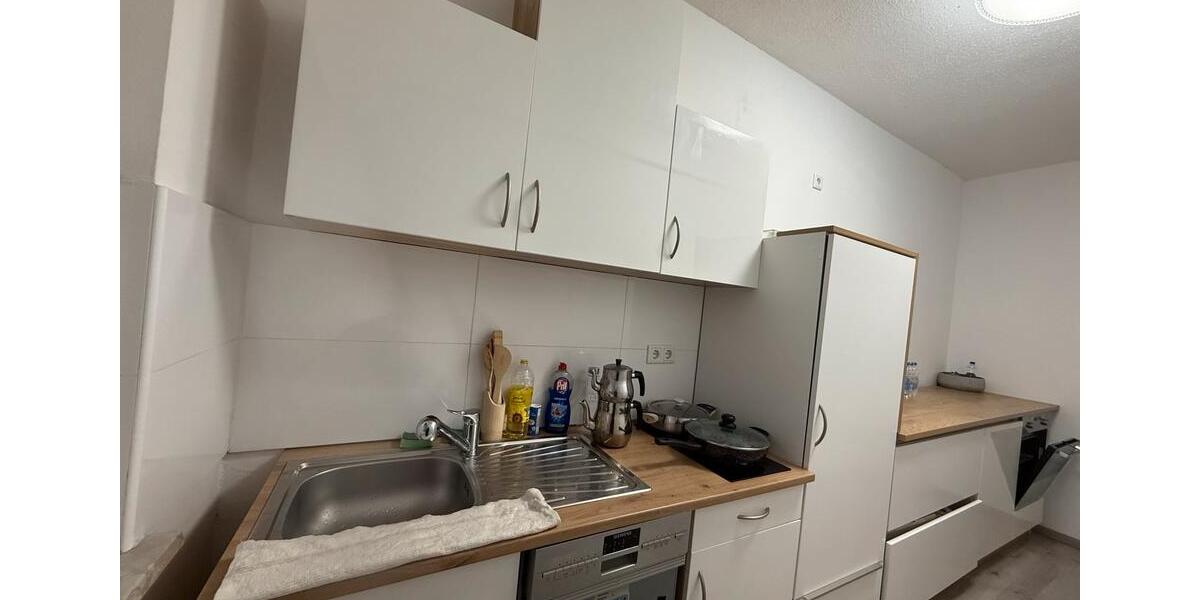 Etagenwohnung Duisburg Mittelmeiderich - 1 Zimmer, 50 m&sup2;, 750&euro; | Angebot:25616598