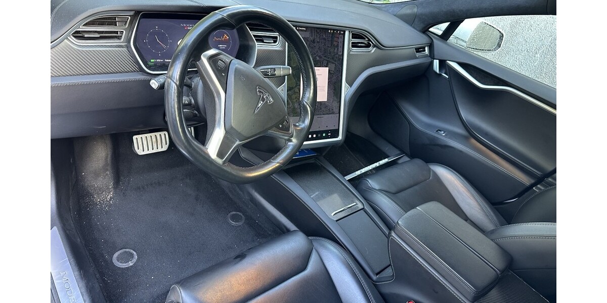 Tesla Model S 132.000 km 29.900 &euro; Herne 44623