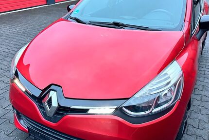 Renault Clio 50.415 km 7.100 € Oberhausen 46145