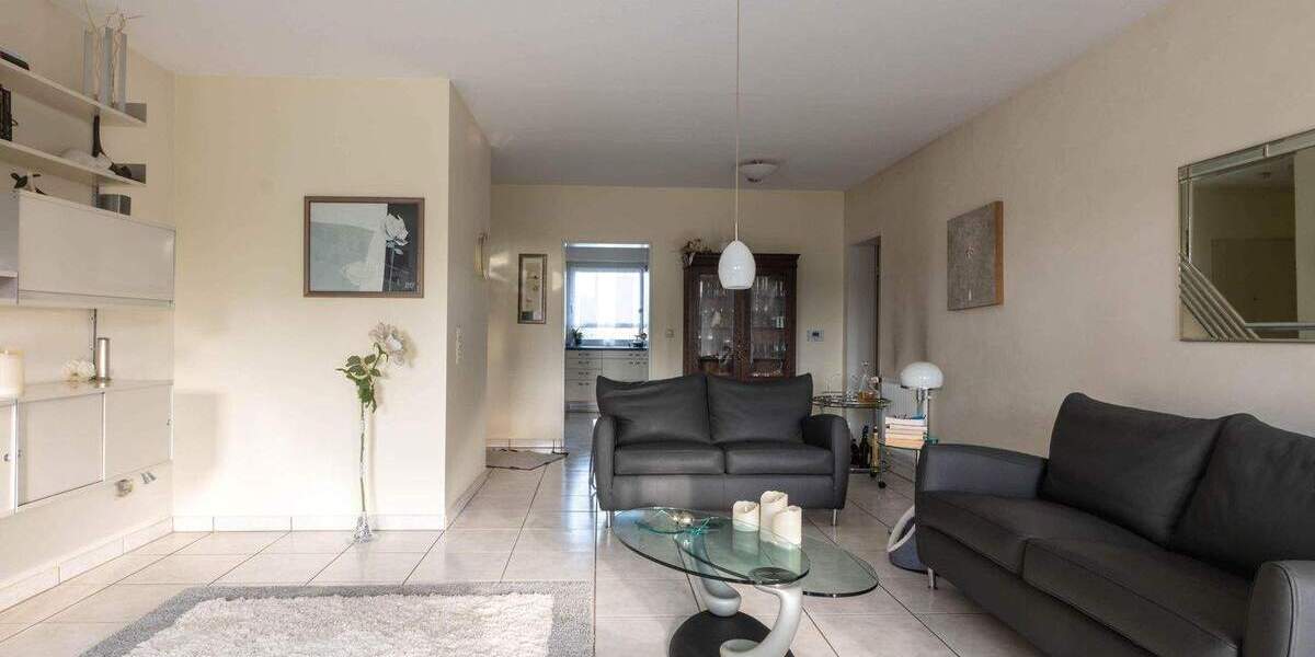 Attraktive 3,5-Zimmer-Wohnung mit Balkon und Tiefgaragenstellplatz! 3 zimmer