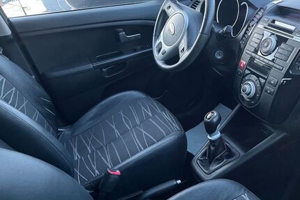 Kia Venga 98.000 km 7.390 &euro; Dortmund 44287