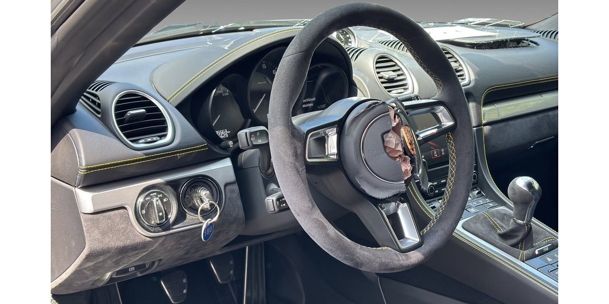 Porsche 718 Boxster Spyder Chrono Schalen PASM Approved 35.563 km 49.900 &euro; Wuppertal 42327
