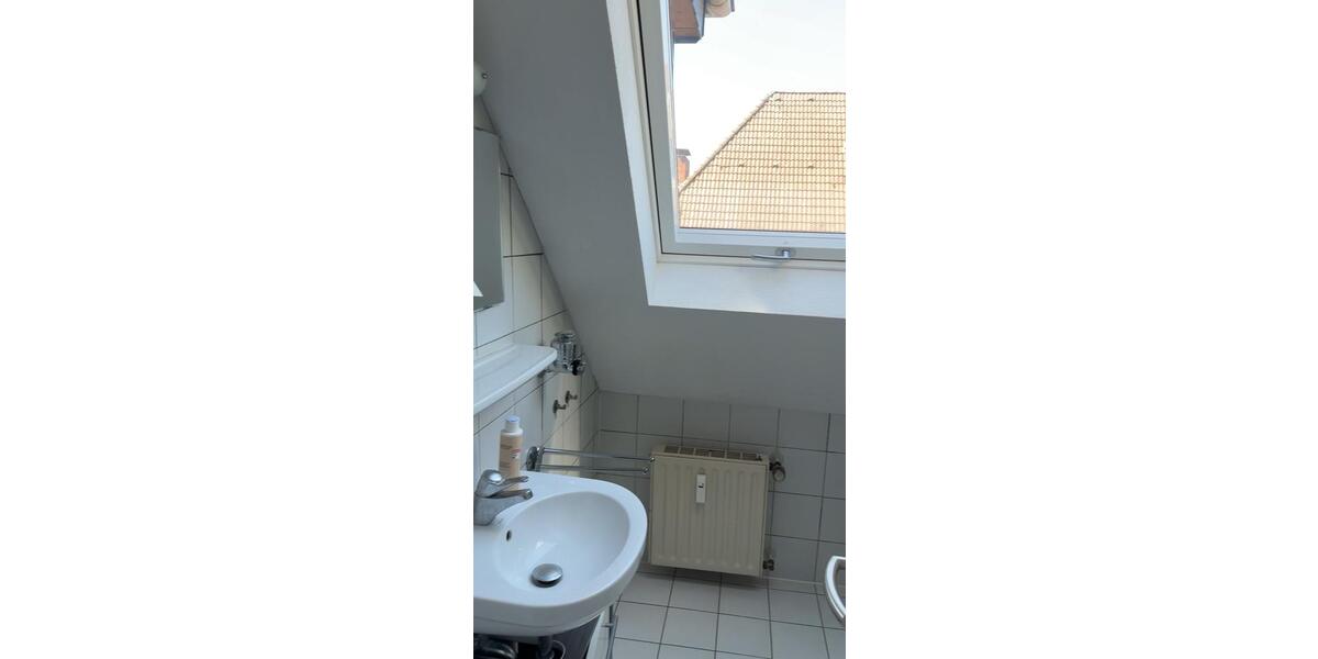 Möblierte 1,5-Zimmer-Wohnung mit Balkon (befristet) All-Inklusive 1.5 zimmer