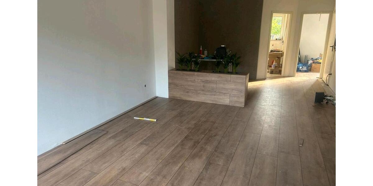 Erdgeschoßwohnung Gelsenkirchen Gelsenkirchen-Nord - 3 Zimmer, 70 m&sup2;, 1.050&euro; | Angebot:25382871