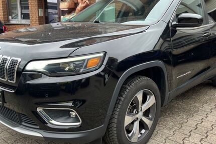 Jeep Cherokee 73.000 km 18.500 &euro; Bochum 44793