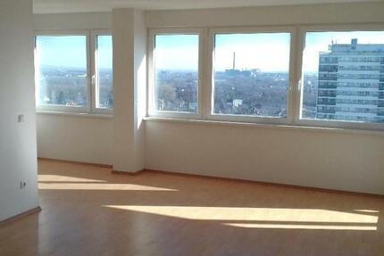 Barrierearm: 3 Zimmer-Wohnung mit Balkon und Traumaussicht!!! 3 zimmer