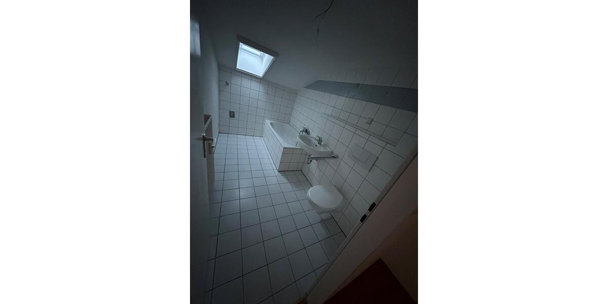 Dachgeschoßwohnung Gelsenkirchen Erle - 2.5 Zimmer, 60 m&sup2;, 322&euro; | Angebot:25175249