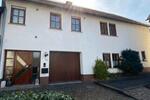 Großzügiges 1-2Familienhaus—Provisionsfrei