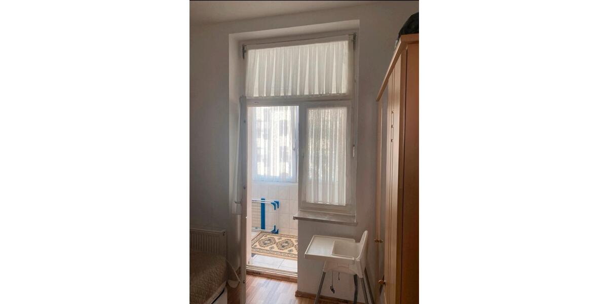 Charmante Altbauwohnung in guter Lage 4 zimmer