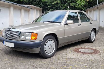 Mercedes-Benz 190 120.000 km 5.300 &euro; Dortmund 44309