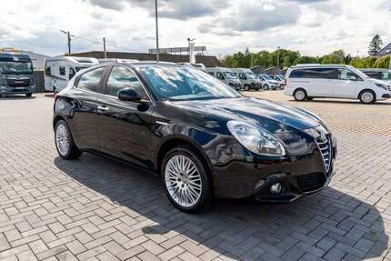 Alfa Romeo Giulietta 91.074 km 8.450 &euro; Mülheim an der Ruhr 45481