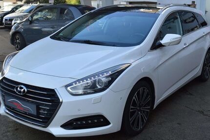 Hyundai i40 133.000 km 8.750 &euro; Mülheim an der Ruhr 45473