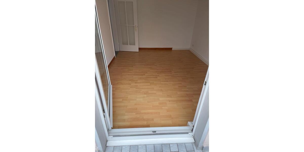 Etagenwohnung Wuppertal Elberfeld - 2 Zimmer, 58 m&sup2;, 780&euro; | Angebot:26396552