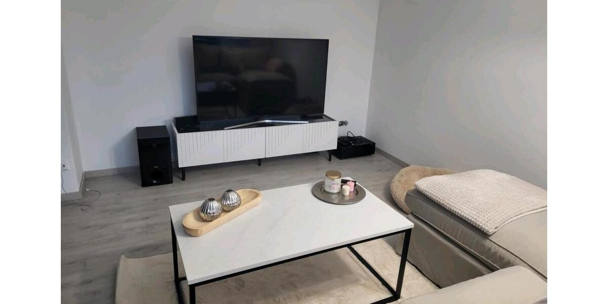 *Kernsaniertes Badezimmer* Stilvolle 2-Zimmer-Wohnung mit Balkon 2 zimmer