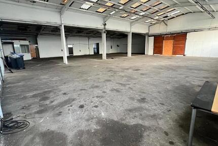Halle Lager Gewerbe Kalthalle ab 300qm Drevenack Wesel zimmer