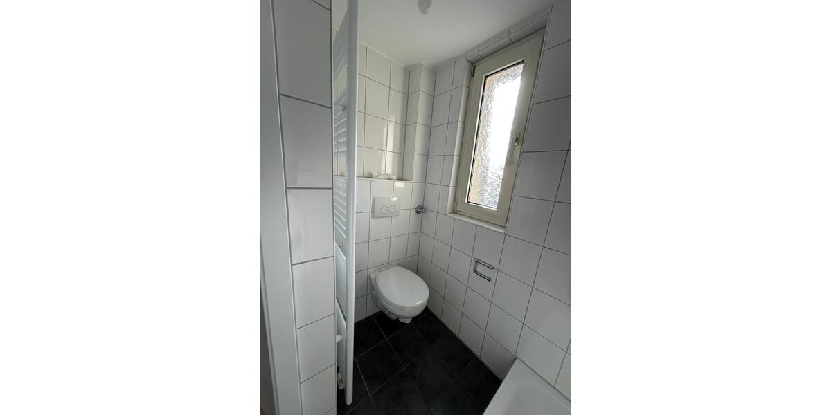 Dachgeschoßwohnung Witten Heven - 2 Zimmer, 29 m&sup2;, 270&euro; | Angebot:25448300