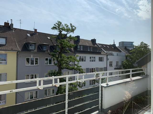 Wohnung zum Kaufen in Düsseldorf 299.000 € 67 m²
