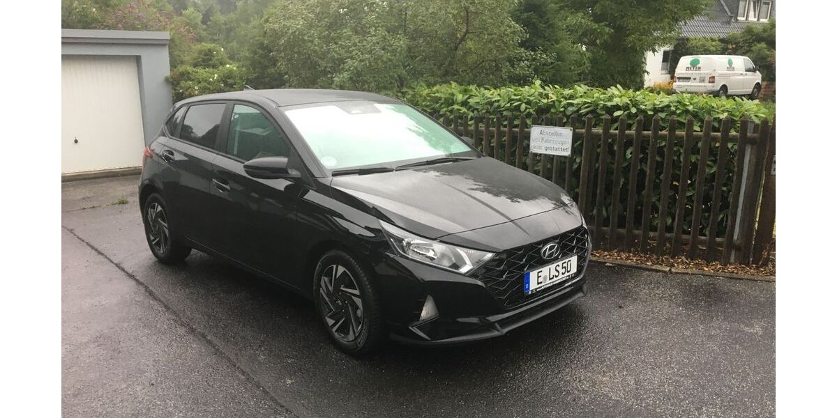 Hyundai i20 41.000 km 16.950 &euro; Essen 45149