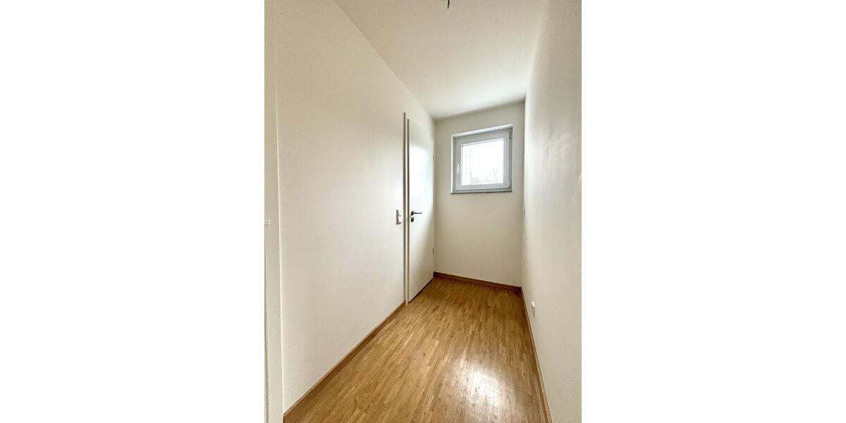 Erdgeschoßwohnung Essen Stadtbezirk IX - 2.5 Zimmer, 60 m&sup2;, 820&euro; | Angebot:24690074