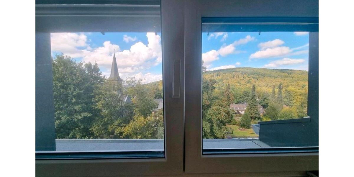 Dachgeschoßwohnung Wuppertal Lichtenplatz - 2 Zimmer, 80 m&sup2;, 870&euro; | Angebot:26483898