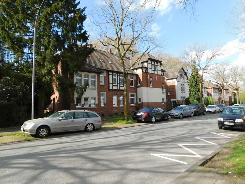 Großzügige Familienwohnung in schöner Lage! Einzugsbereit neu renoviert für Sie ! zimmer