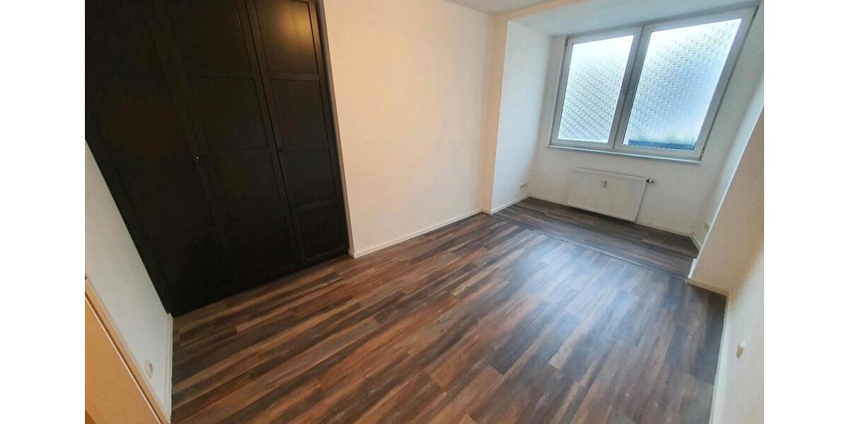 Etagenwohnung Essen Stadtbezirk III - 5 Zimmer, 134 m&sup2;, 1.480&euro; | Angebot:25407496