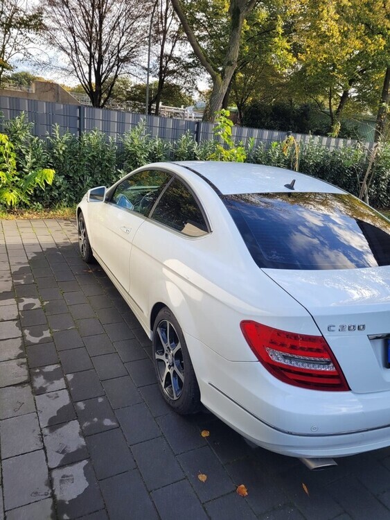 Mercedes-Benz C 200 154.000 km 12.990 € Dinslaken 46535