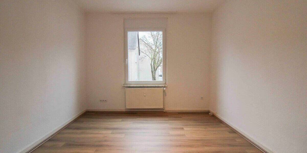 Etagenwohnung Essen Steele - 4 Zimmer, 102 m&sup2;, 135.000&euro; | Angebot:26892964