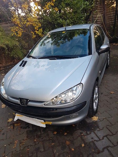 Peugeot 206 120.550 km 1.750 &euro; Oberhausen 46147