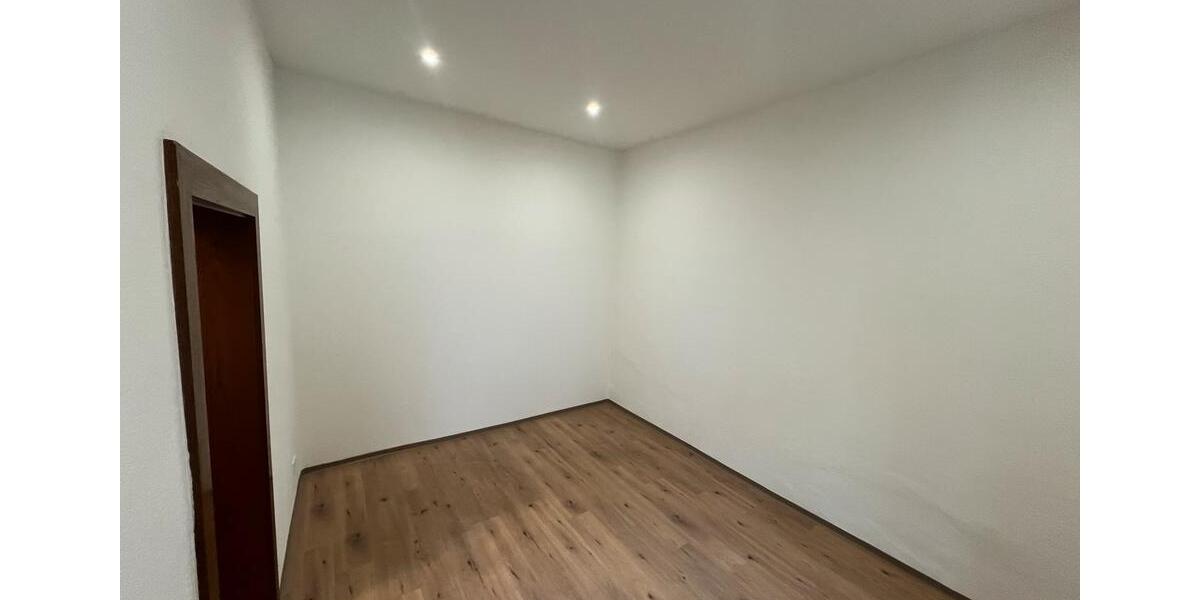 Erdgeschoßwohnung Duisburg Mittelmeiderich - 2 Zimmer, 65 m&sup2;, 940&euro; | Angebot:26248822