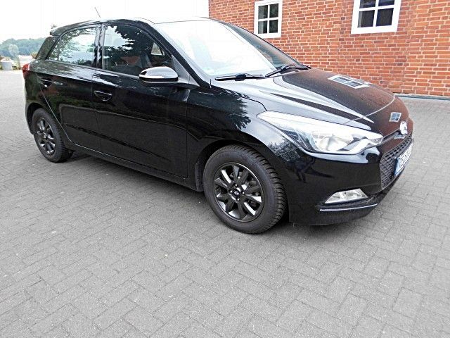 i20