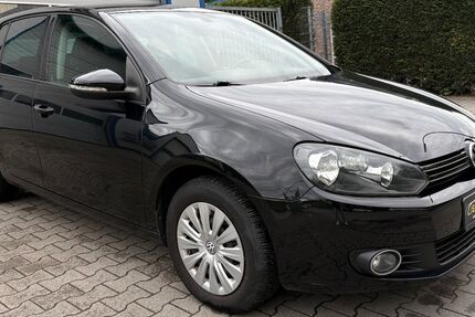 VW Golf 141.000 km 5.590 &euro; Oer-Erkenschwick 45739