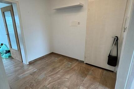 Schöne 2,5 Zimmer Immobilie mit Balkon, Do-Lüdo 2 zimmer