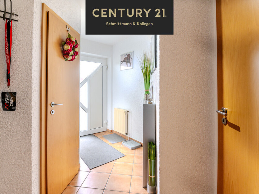 Einmalige Chance: Junges Reihenendhaus mit Garage 4 zimmer