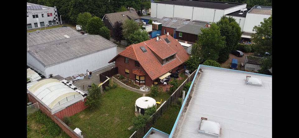 Große EG-Wohnung mit Garten – ideal für Familie & Gewerbe 3 zimmer