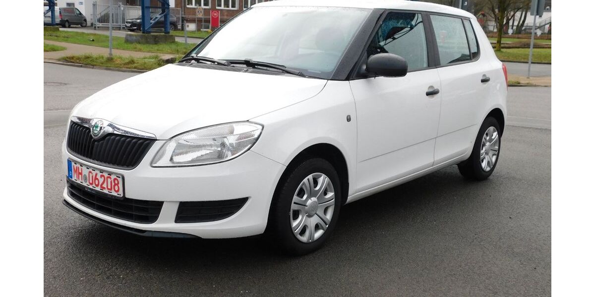 Skoda Fabia 292.118 km 2.799 &euro; Mülheim 45473