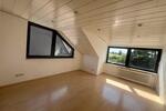 Dachgeschoßwohnung Heiligenhaus - 3 Zimmer, 106 m&sup2;, 900&euro; | Angebot:25867897