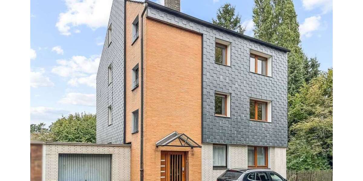 Haus zum Kaufen in Duisburg 449.000 € 211 m² 9 zimmer