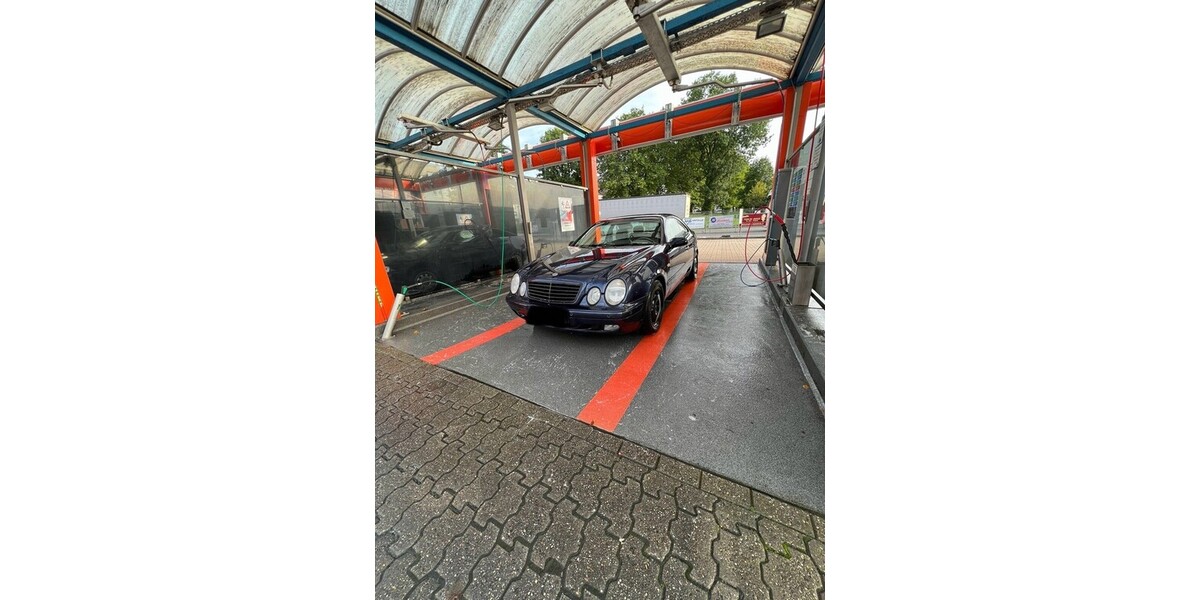 Mercedes-Benz CLK 320 175.000 km 4.200 &euro; Schwelm 58332