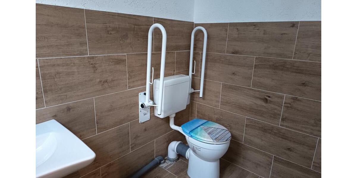 Ladenlokal O.-E zentrale Lage mit Gartennutzung zimmer