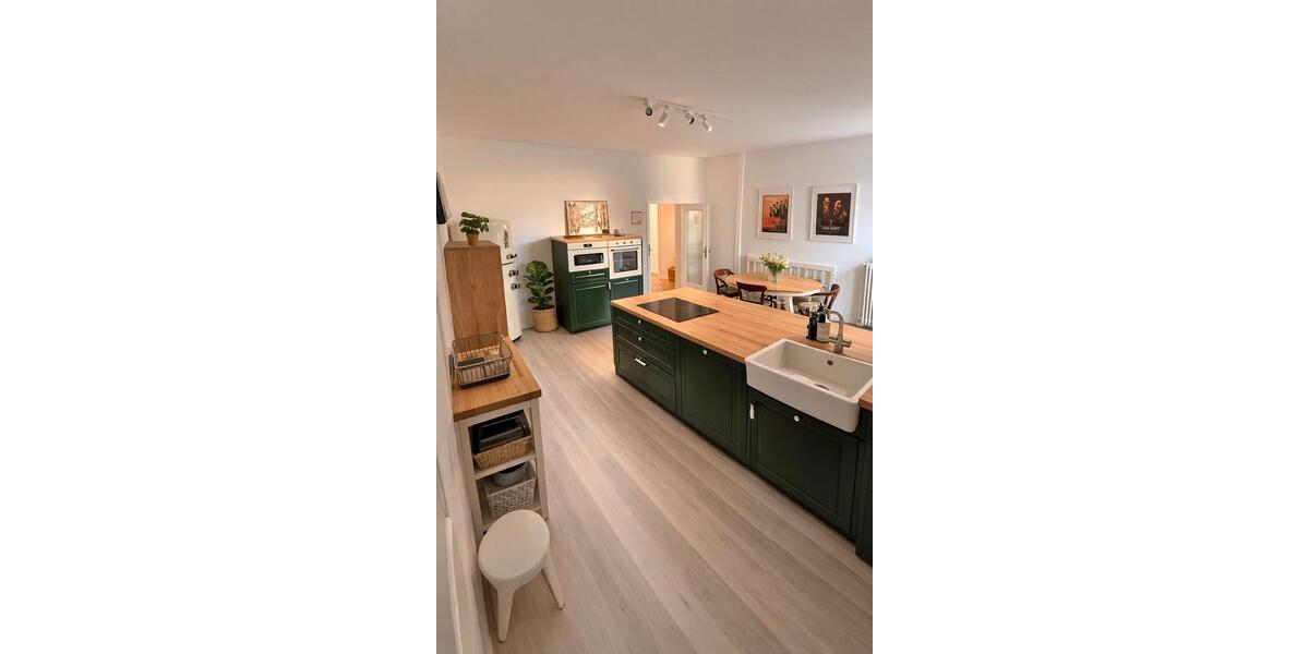 Etagenwohnung Essen Huttrop - 4 Zimmer, 106 m&sup2;, 925&euro; | Angebot:26148558