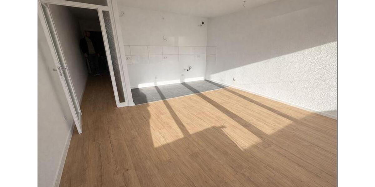 2-Zimmer-Wohnung (50 m²) mit Balkon – Erstbezug nach Kernsanierung 2 zimmer