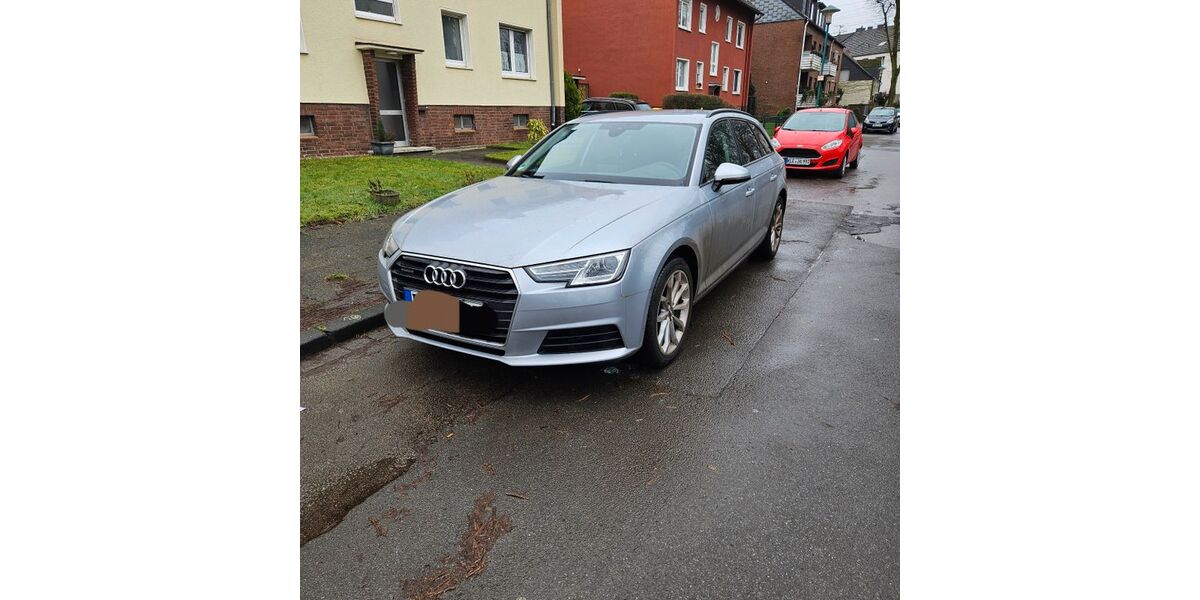 Audi A4 122.000 km 20.400 &euro; Duisburg 47166
