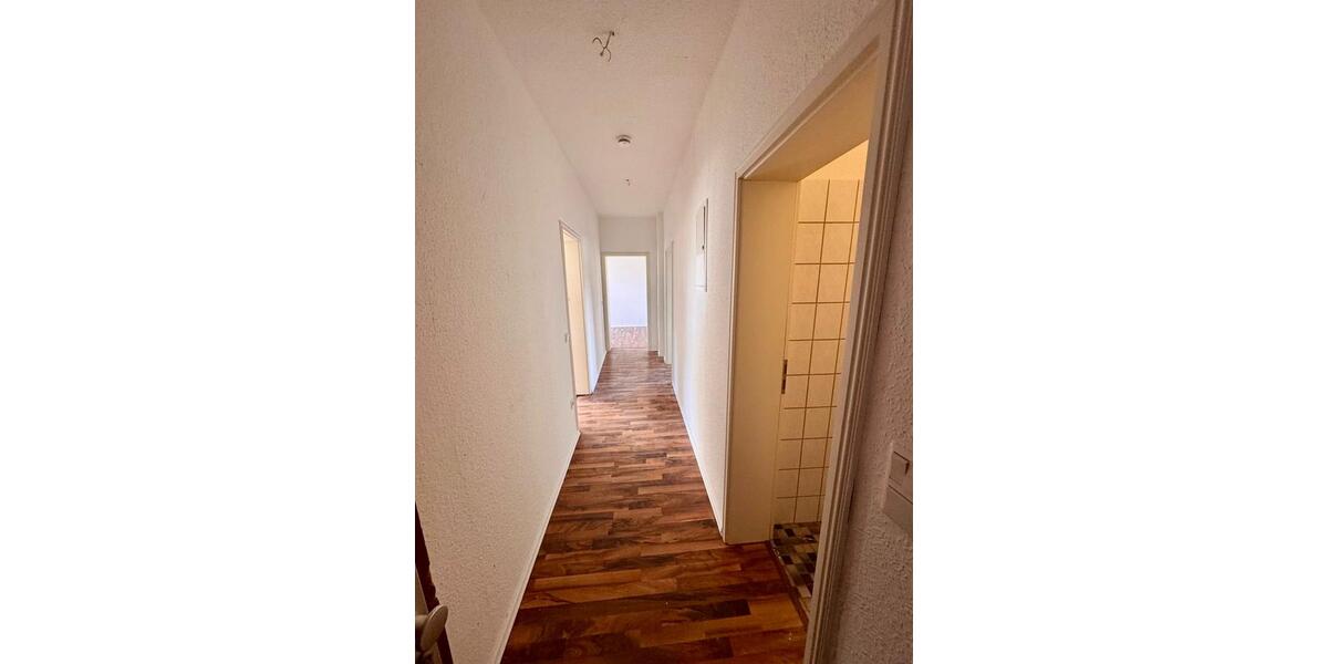 Erdgeschoßwohnung Gelsenkirchen Gelsenkirchen-Mitte - 4 Zimmer, 98 m&sup2;, 750&euro; | Angebot:25433180